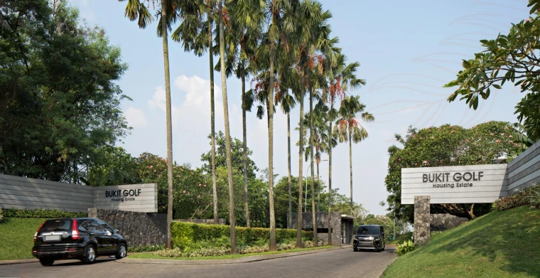 Golf Side Residence Site Plan - Inner Courtyard design